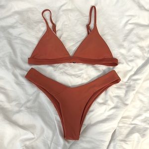 Zaful orange high-cut bikini, size S/4 US, comes with padding